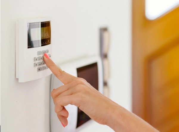 Why Businesses Should Invest in Professional Alarm Installation Services 